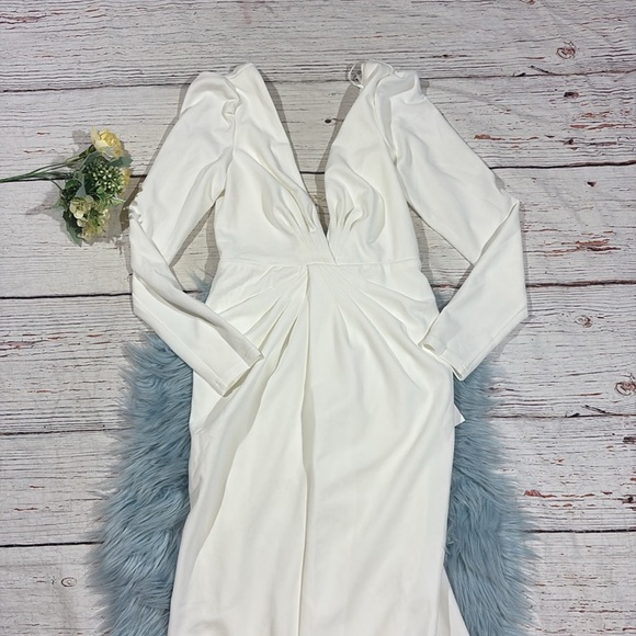 NWT Lulus Stunning Romance White Long Sleeve Mermaid Maxi Dress - Picture 6 of 10